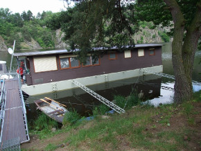 Houseboat Kalčík - Výroba housboatů na míru